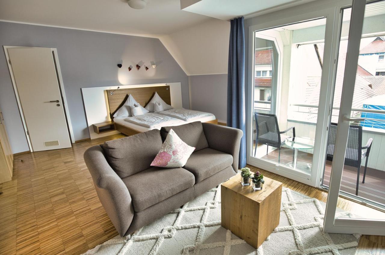 Hotel Hagnauer Seeperle エクステリア 写真
