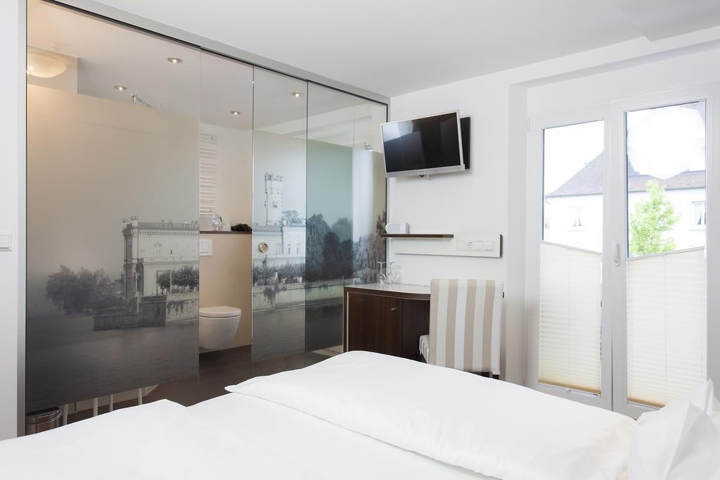Hotel Hagnauer Seeperle エクステリア 写真