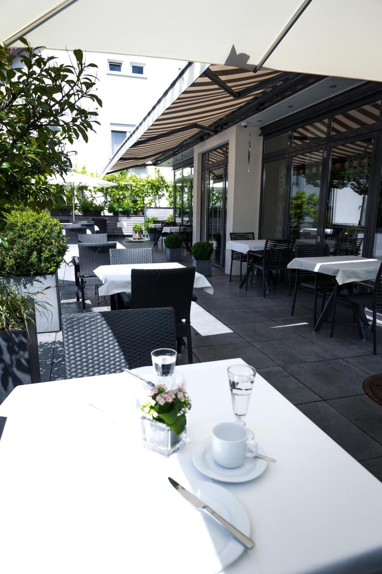 Hotel Hagnauer Seeperle エクステリア 写真