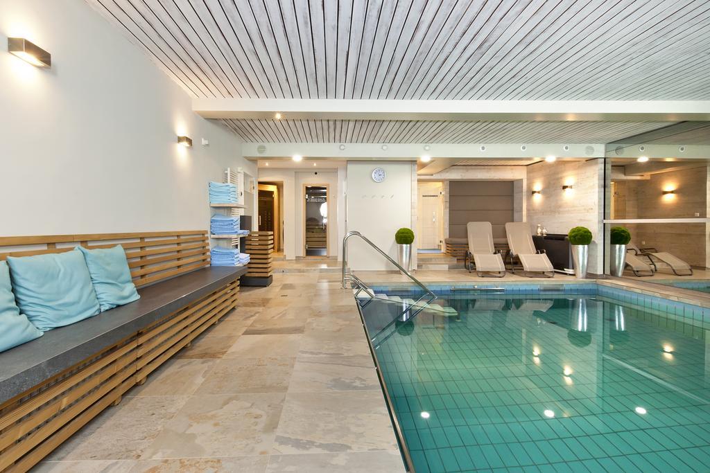 Hotel Hagnauer Seeperle エクステリア 写真